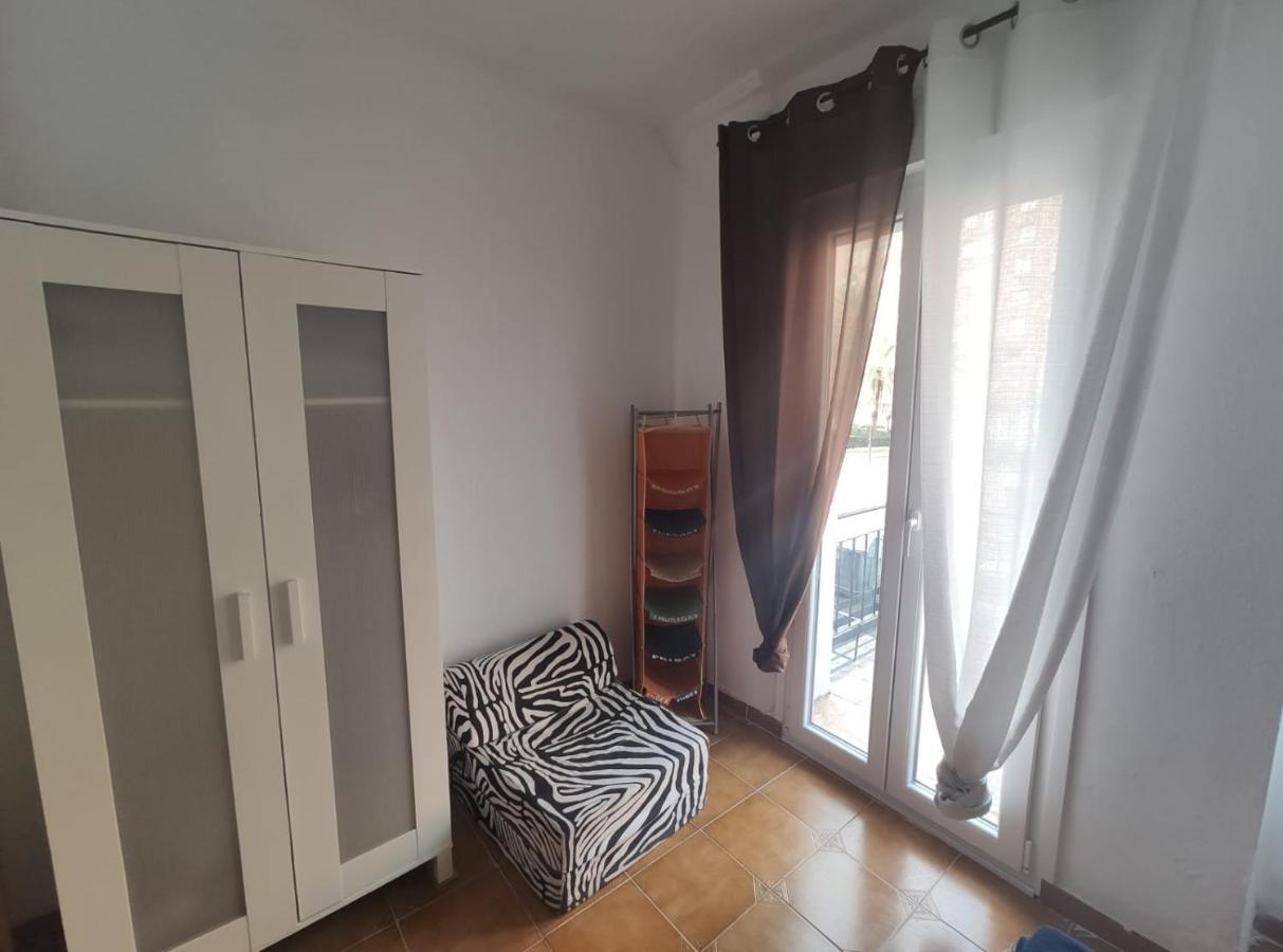 Apartamento La Marina Real Valência Exterior foto